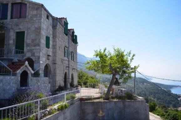 Apartments With A Parking Space Brela, Makarska - 11552 Dış mekan fotoğraf